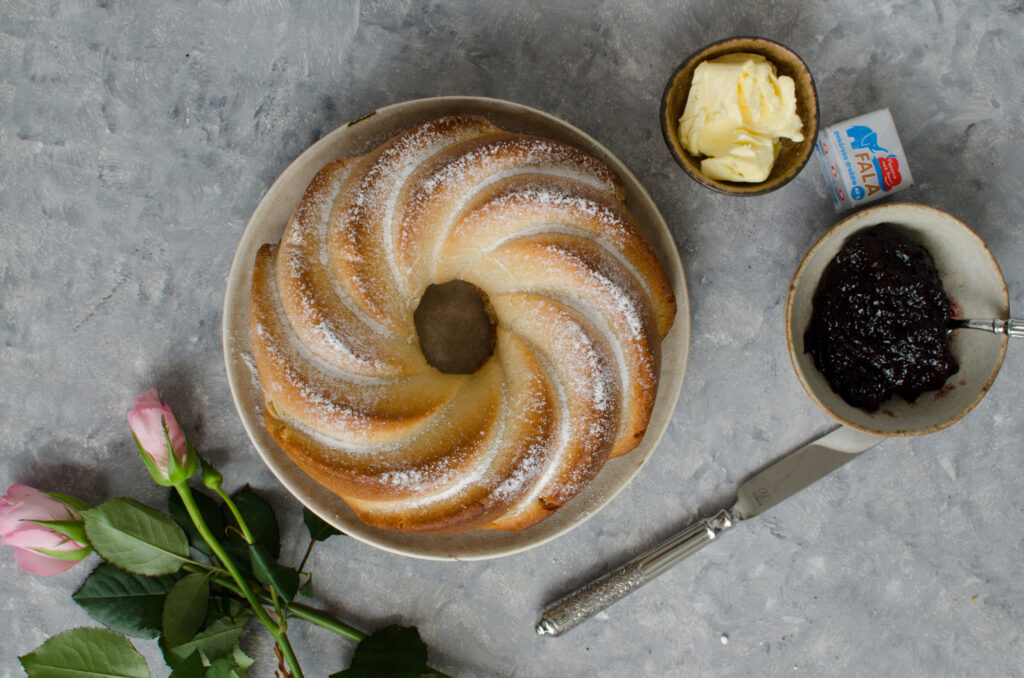 Kysnutá orechová bábovka