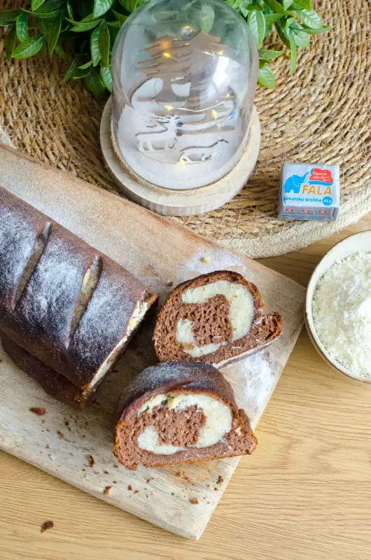 Kakaový závin s kokosom